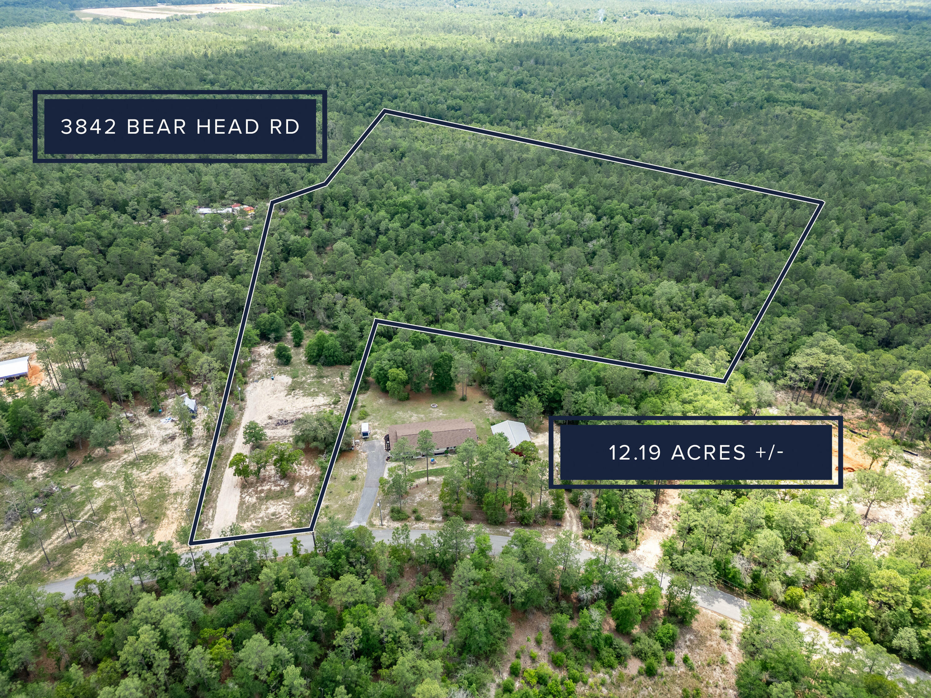 Property Photo: 3842 Bear Head Road FL 32539