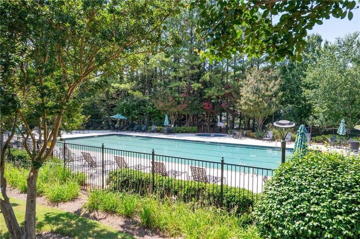 4003 Maple Ridge Lane NW  Acworth GA 30101 photo