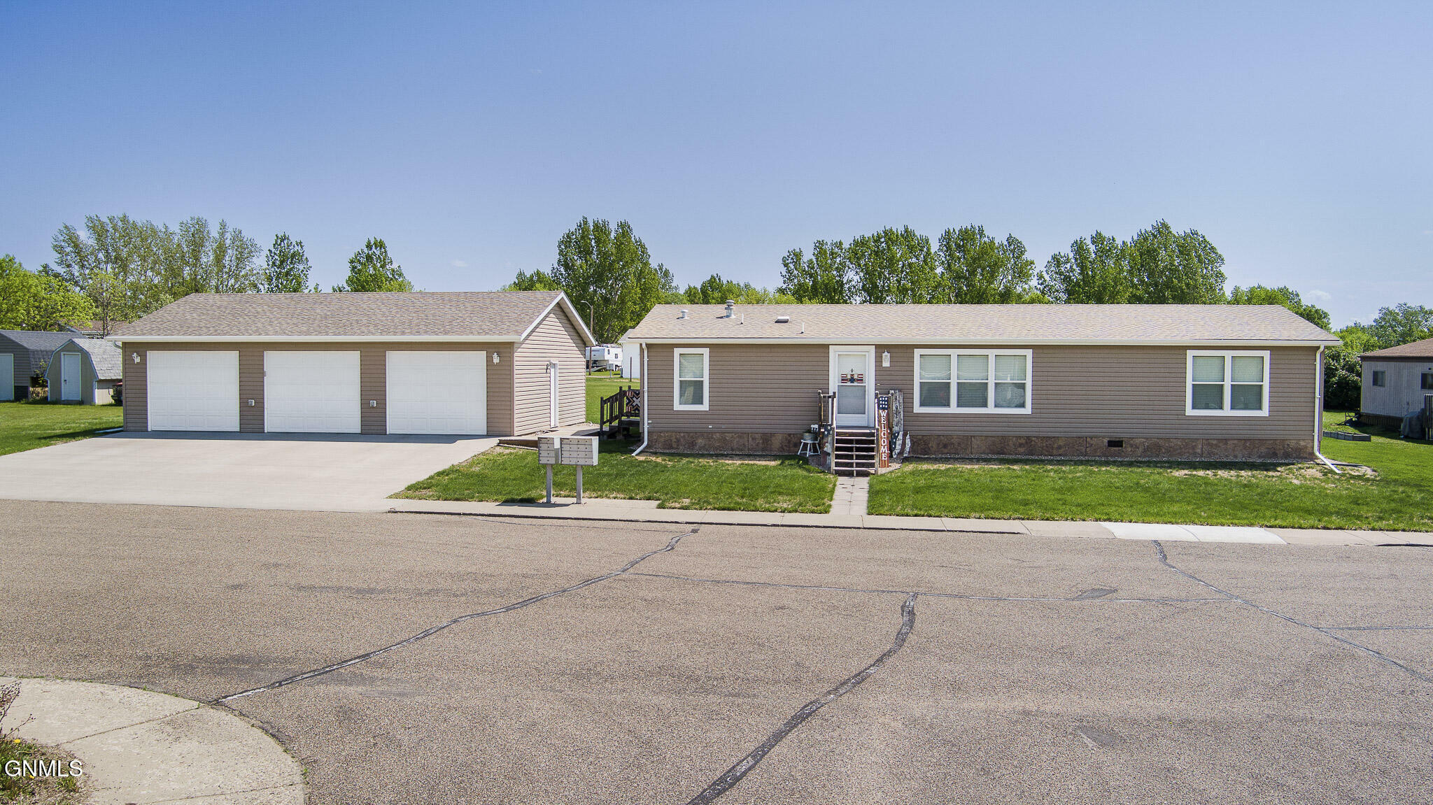 Property Photo: 1024 Gall Drive ND 58545