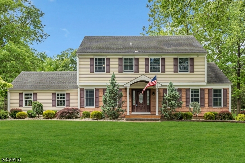 Property Photo:  5 Woodward Dr  NJ 08502 