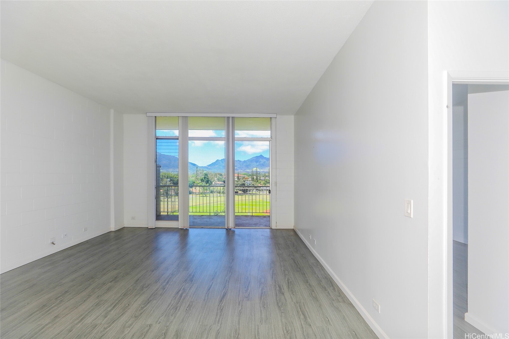 Property Photo:  1830 Wilikina Drive 1006  HI 96786 