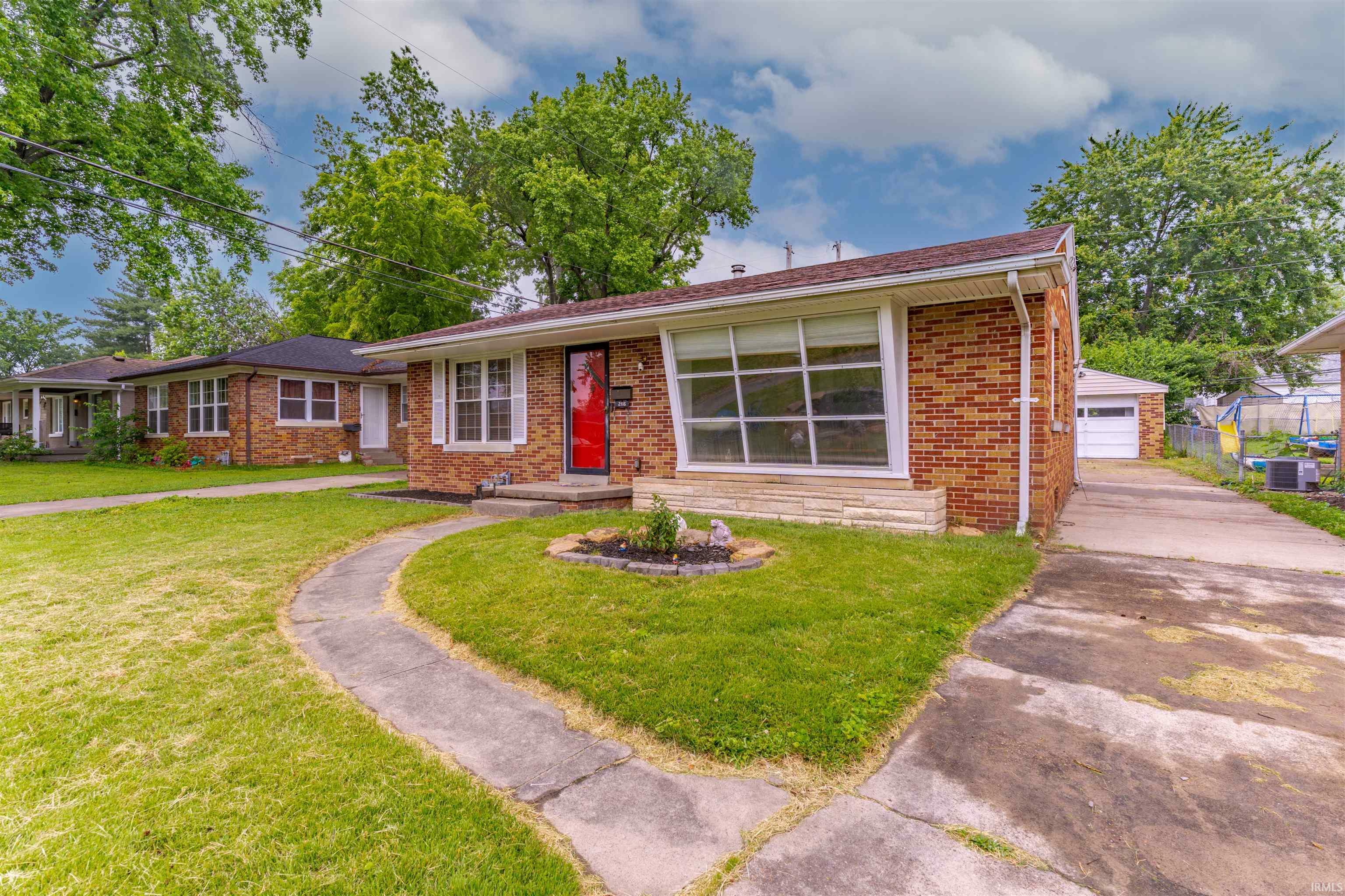 Property Photo:  2116 Adams Avenue  IN 47714 