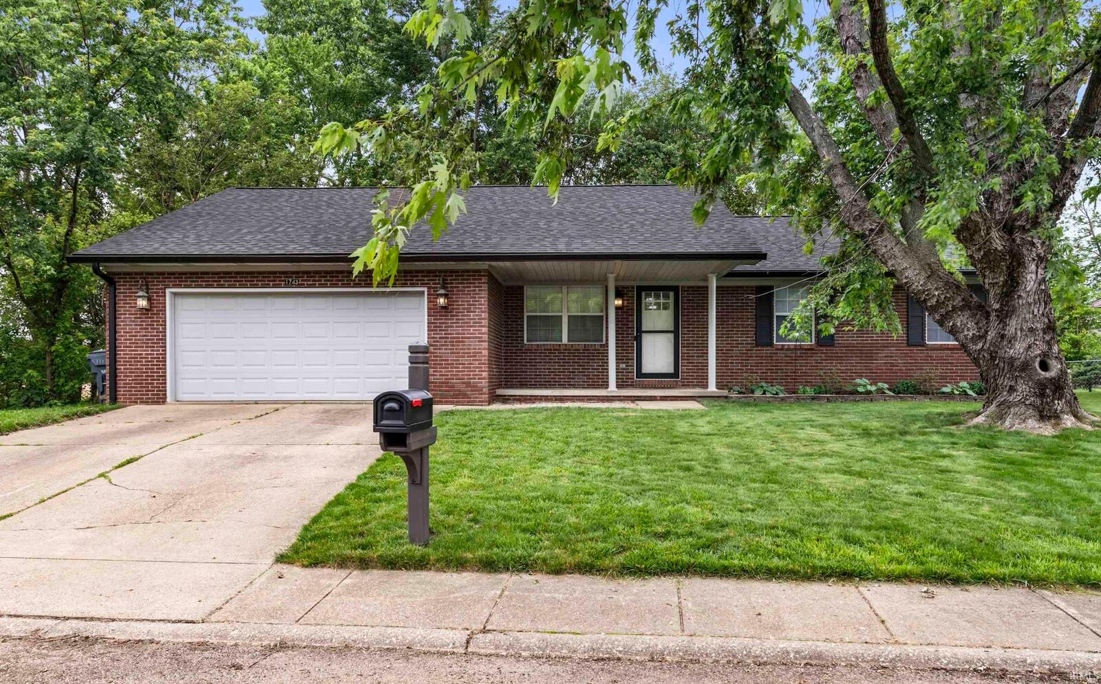 Property Photo: 1743 Moccasin Drive IN 47601