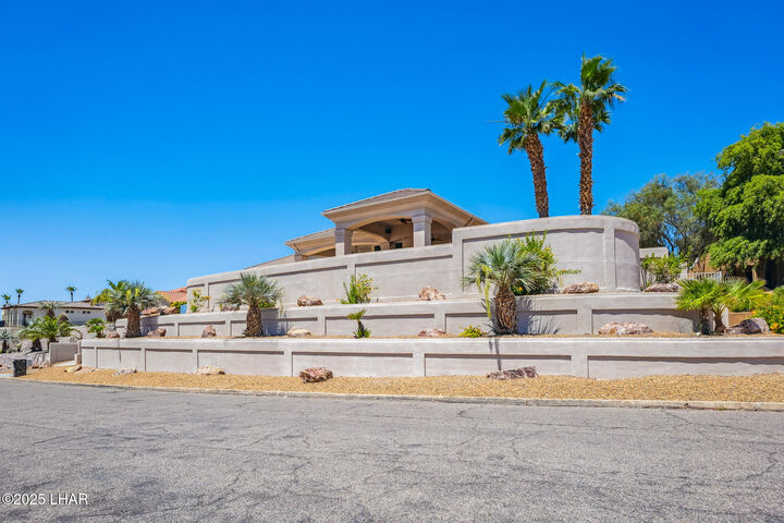 Property Photo: 2270 Palmer Dr AZ 86406