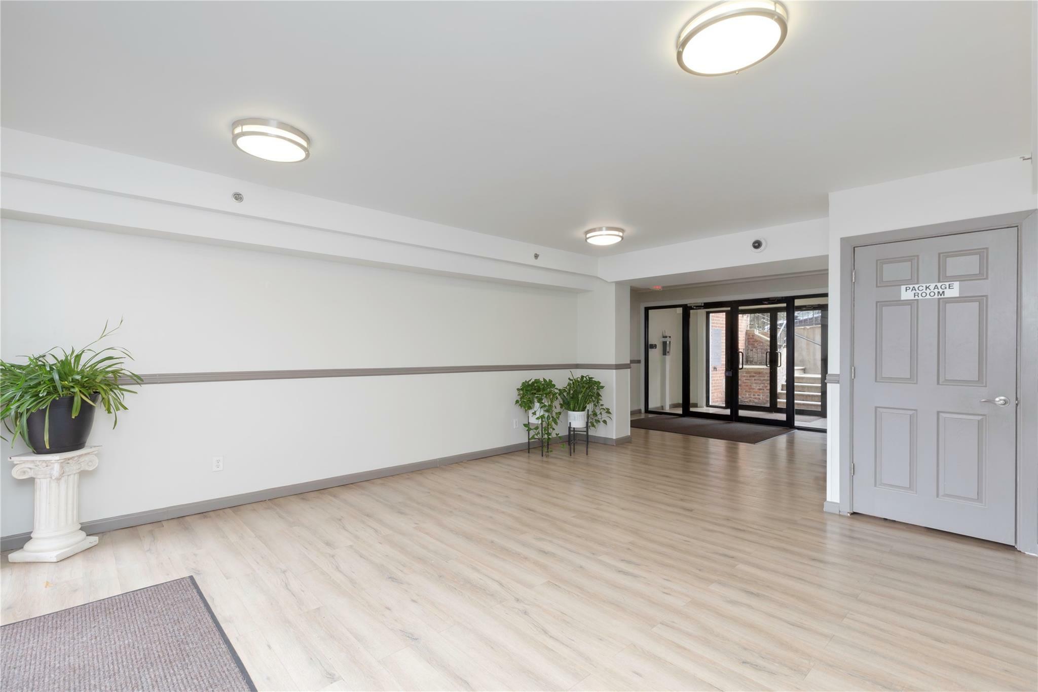 Property Photo: 1 Hawley Terrace 5E NY 10701