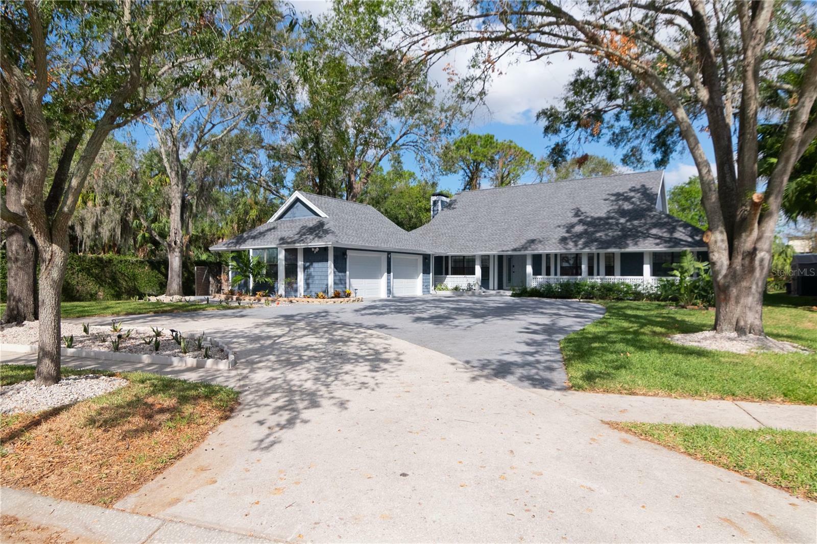 Property Photo: 4202 Deepwater Lane FL 33615