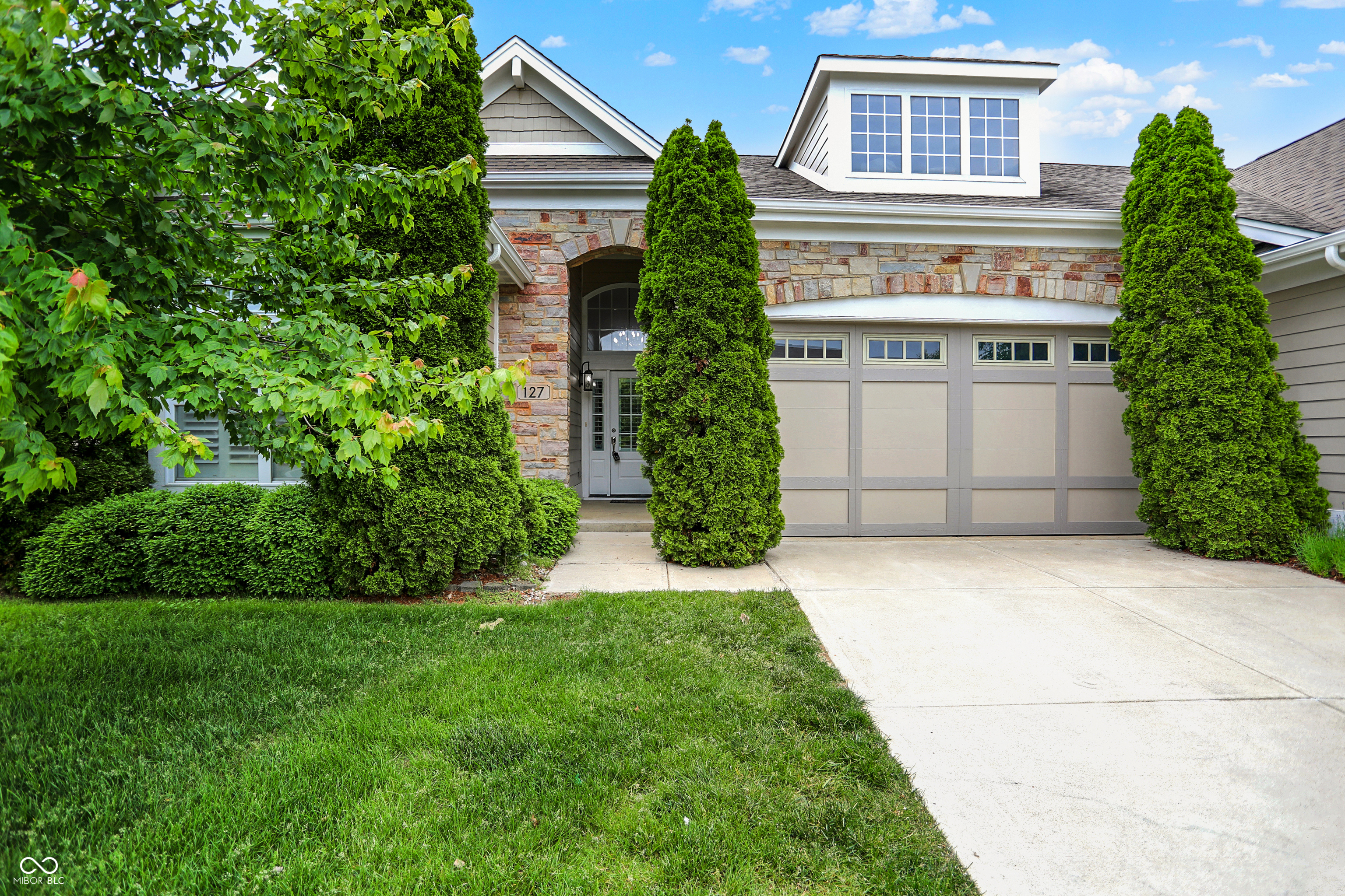 Property Photo: 127 Coatsville Drive IN 46074