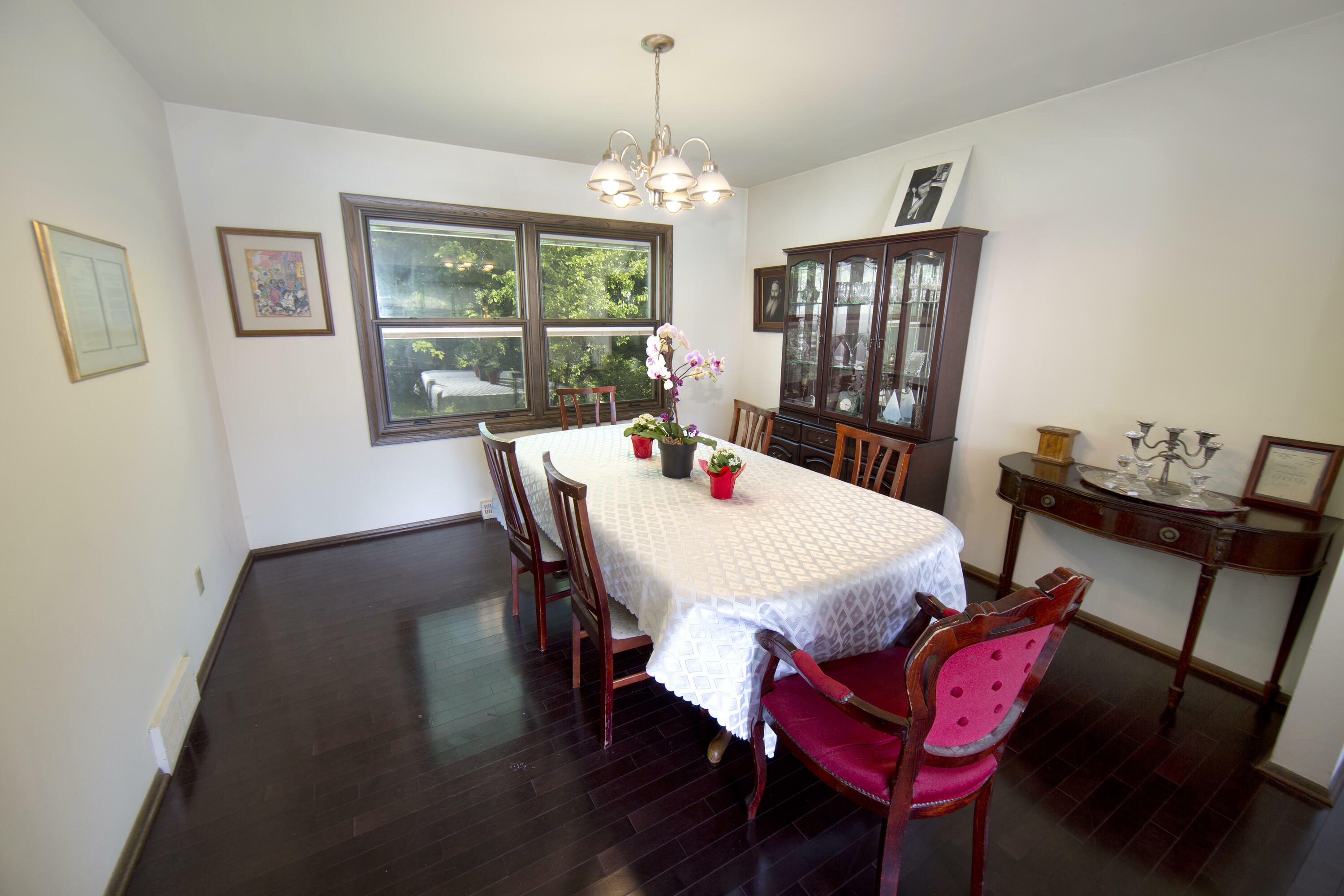 Property Photo: 6538 N Bethmaur Ln WI 53209