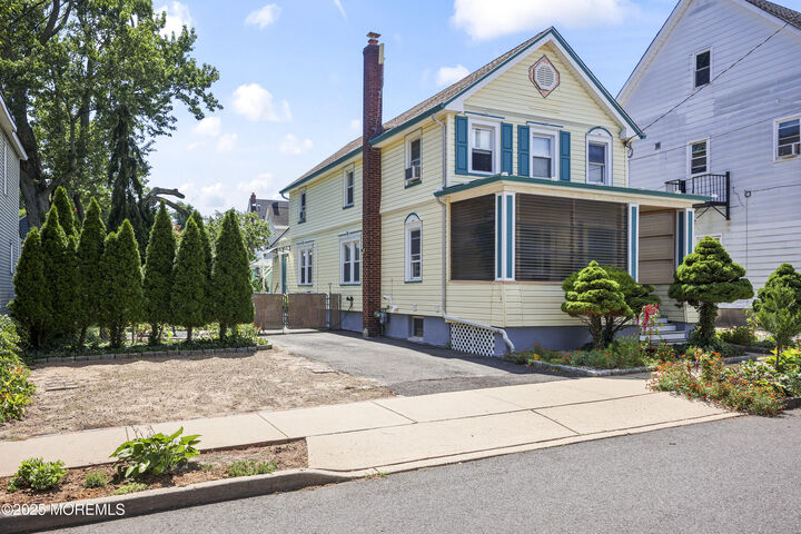 Property Photo:  365 John Street  NJ 08879 
