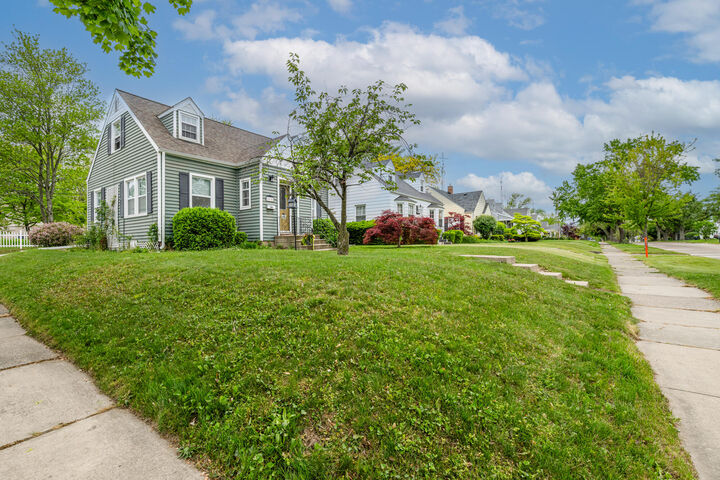 Property Photo:  2630 Willa Drive  MI 49085 