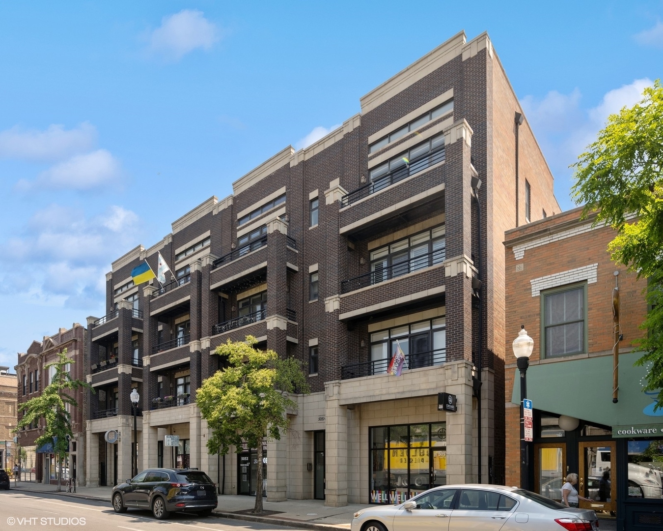 5051 N Clark Street 2S  Chicago IL 60640 photo