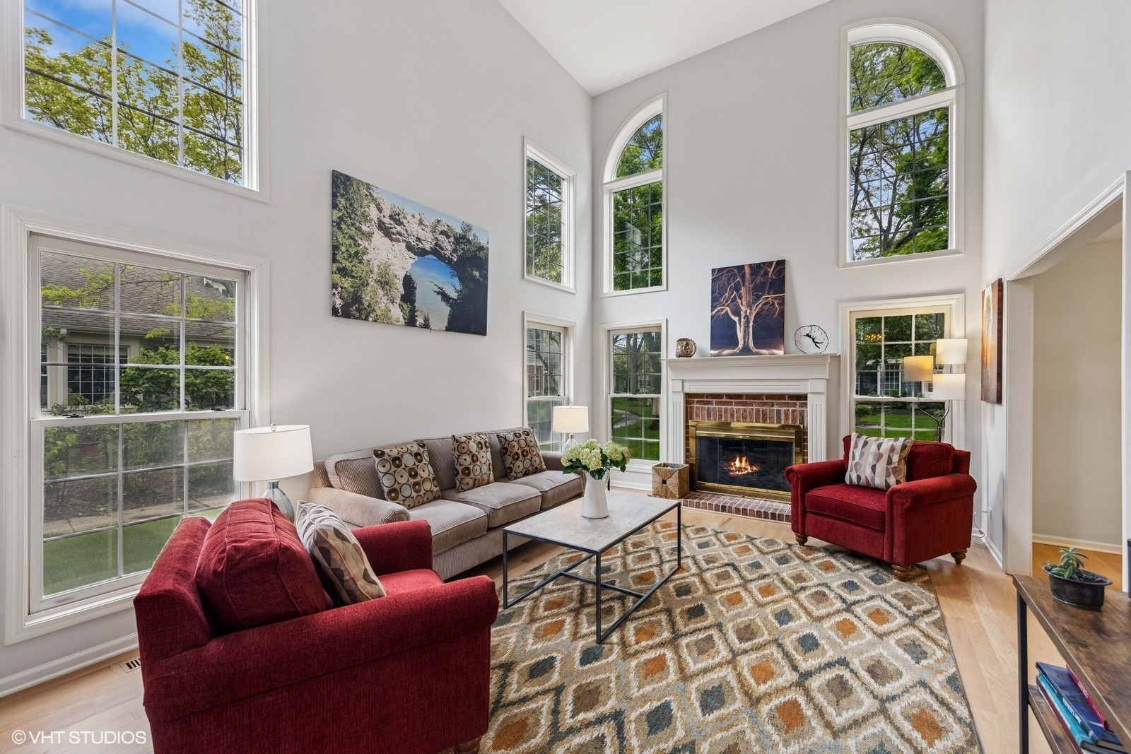 Property Photo: 125 Yale Court IL 60026