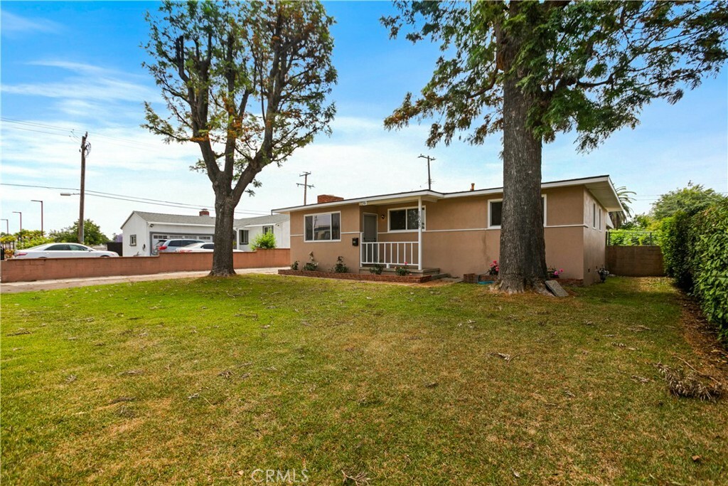 Property Photo:  1808 W Palm Drive  CA 91790 