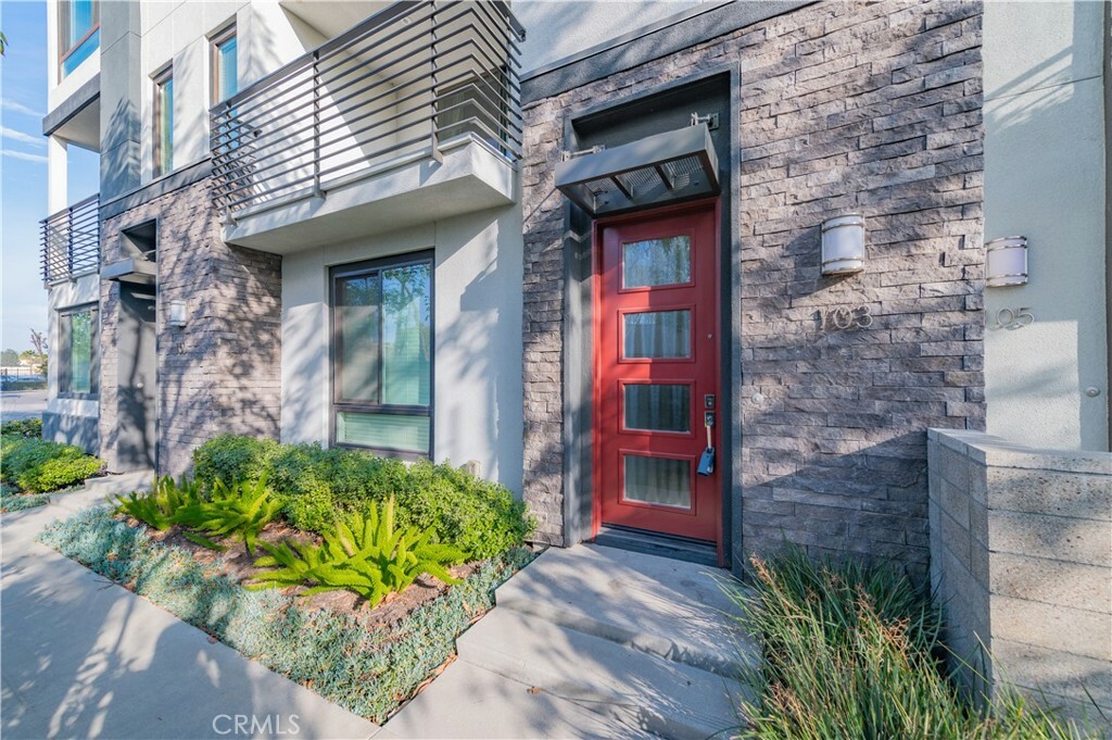 Property Photo: 103 Schick CA 92614