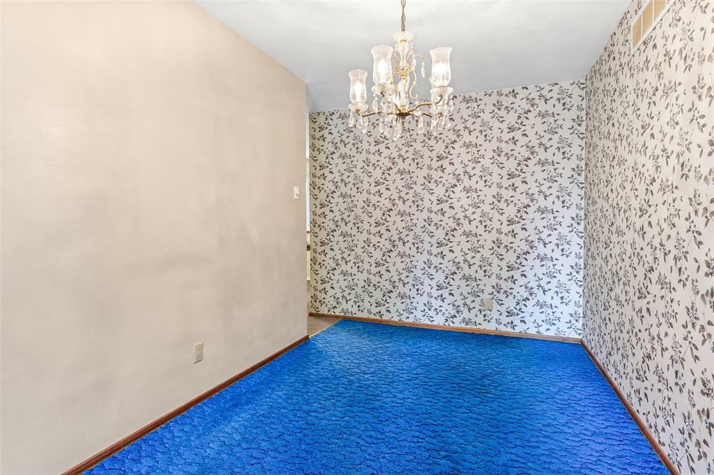 Property Photo: 4633 Villa Knoll Drive MO 63128