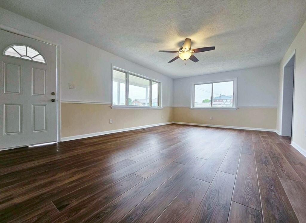 Property Photo:  101 Bud Avenue  WV 24740 