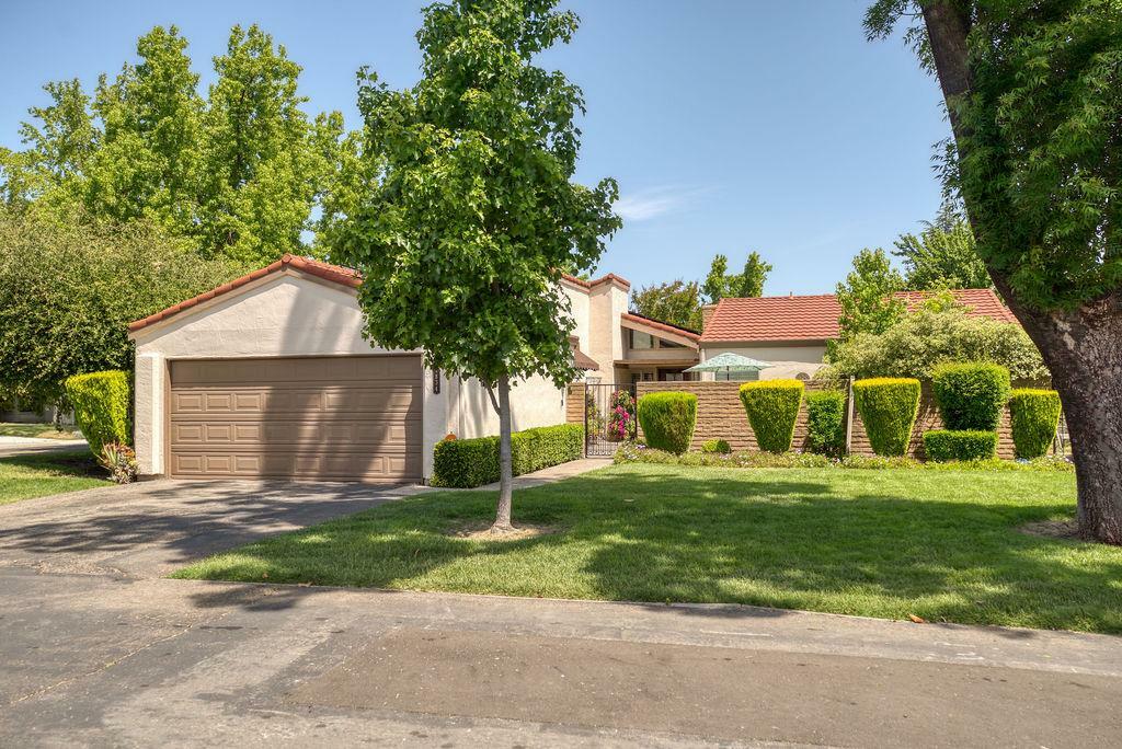 Property Photo: 1834 Venetian Drive CA 95207