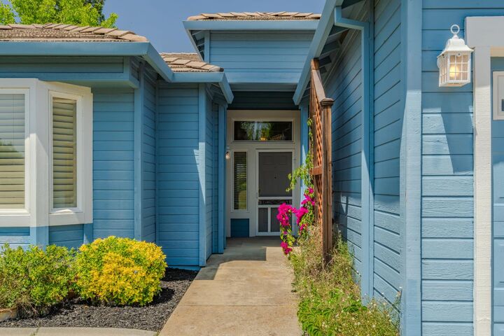 Property Photo:  1209 Oakview Drive  CA 95640 