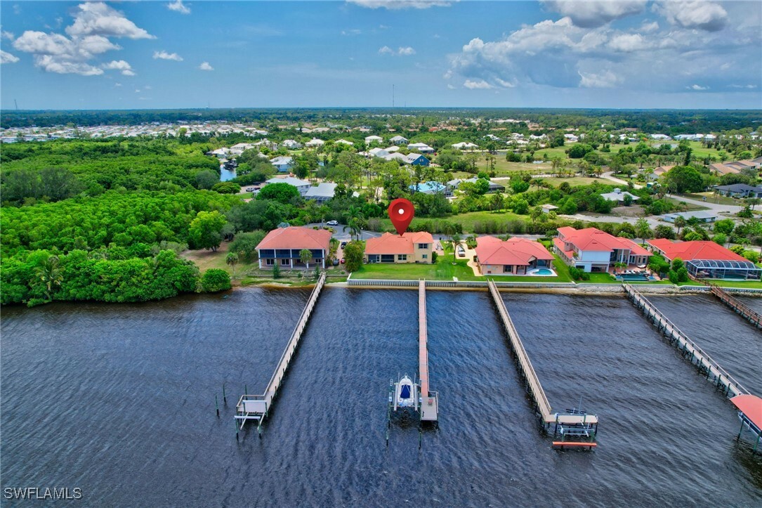 Property Photo: 6140 River Shore Court FL 33917