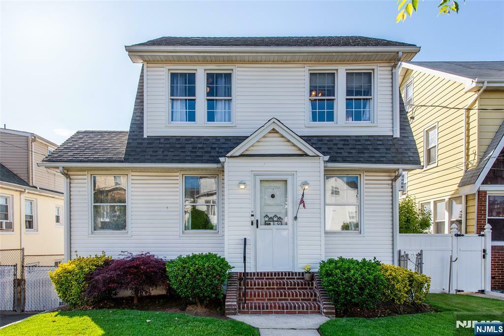 Property Photo: 39 Roosevelt Street NJ 07031