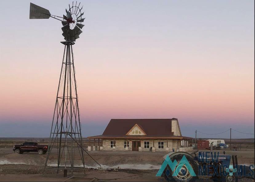 Property Photo: 900 N Lake Road NM 88254