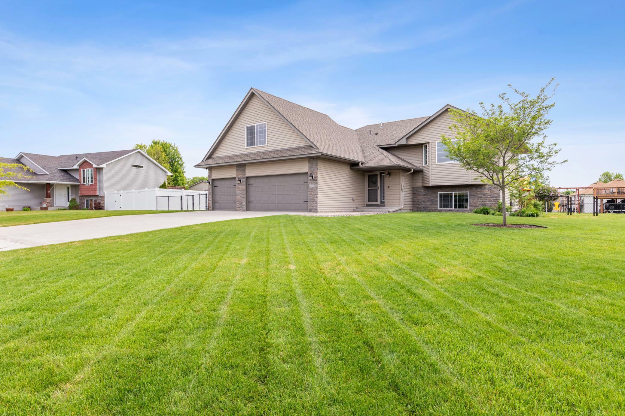30259 Fox Run Road  Stacy MN 55079 photo