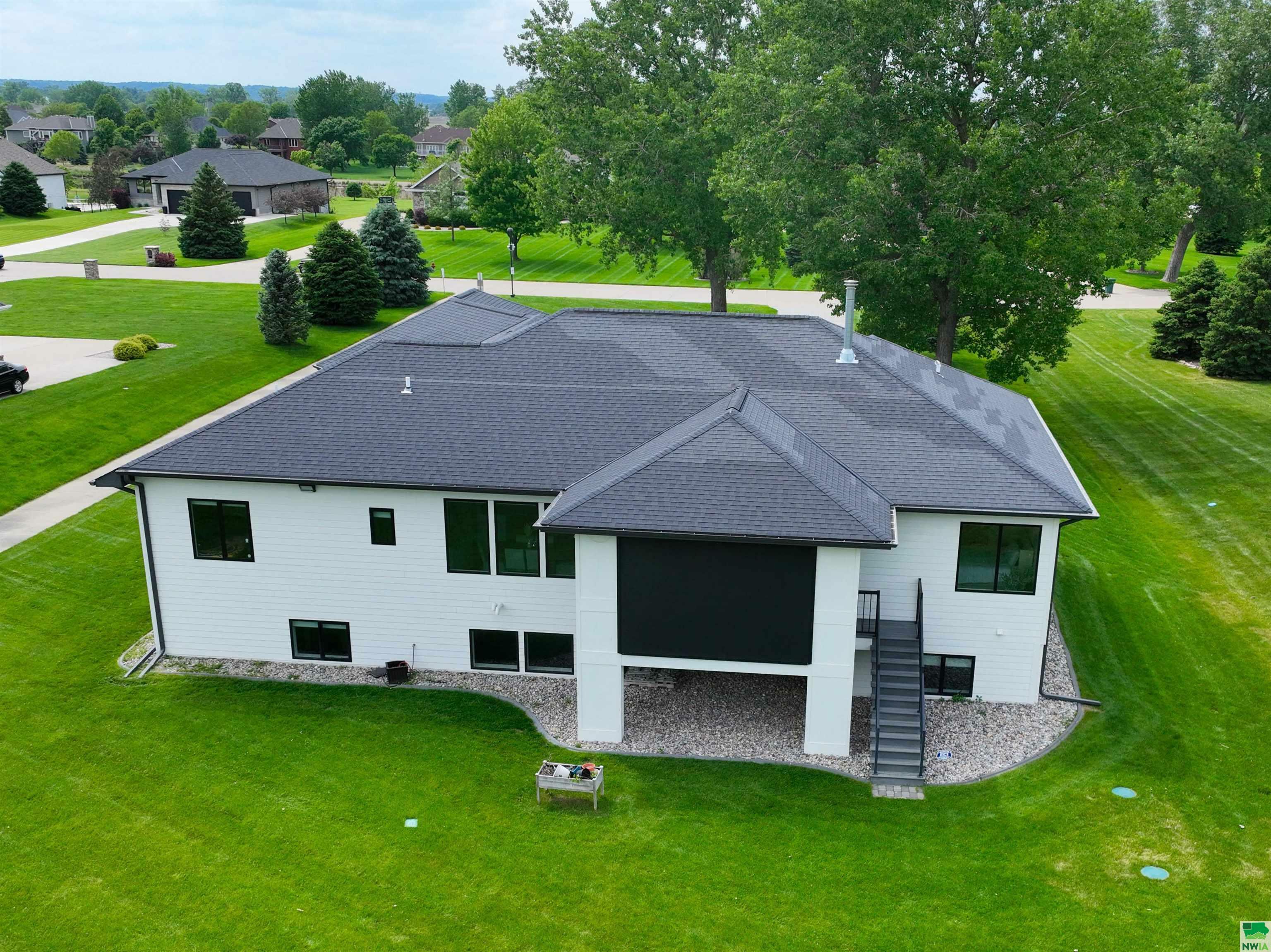 Property Photo: 920 Wynstone Drive SD 57038