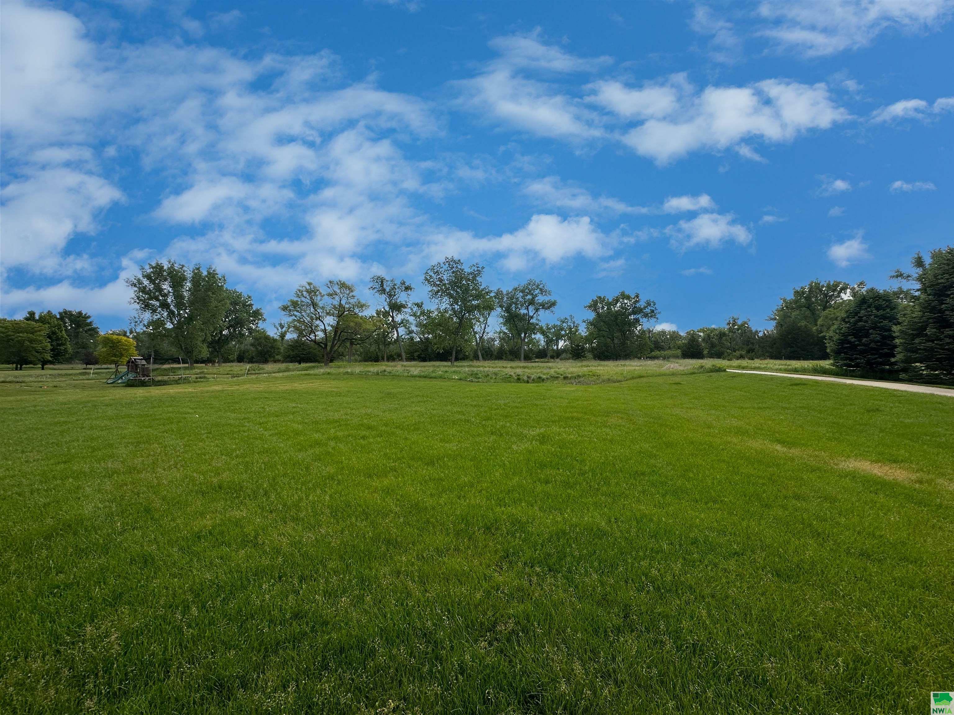 Property Photo: 920 Wynstone Drive SD 57038