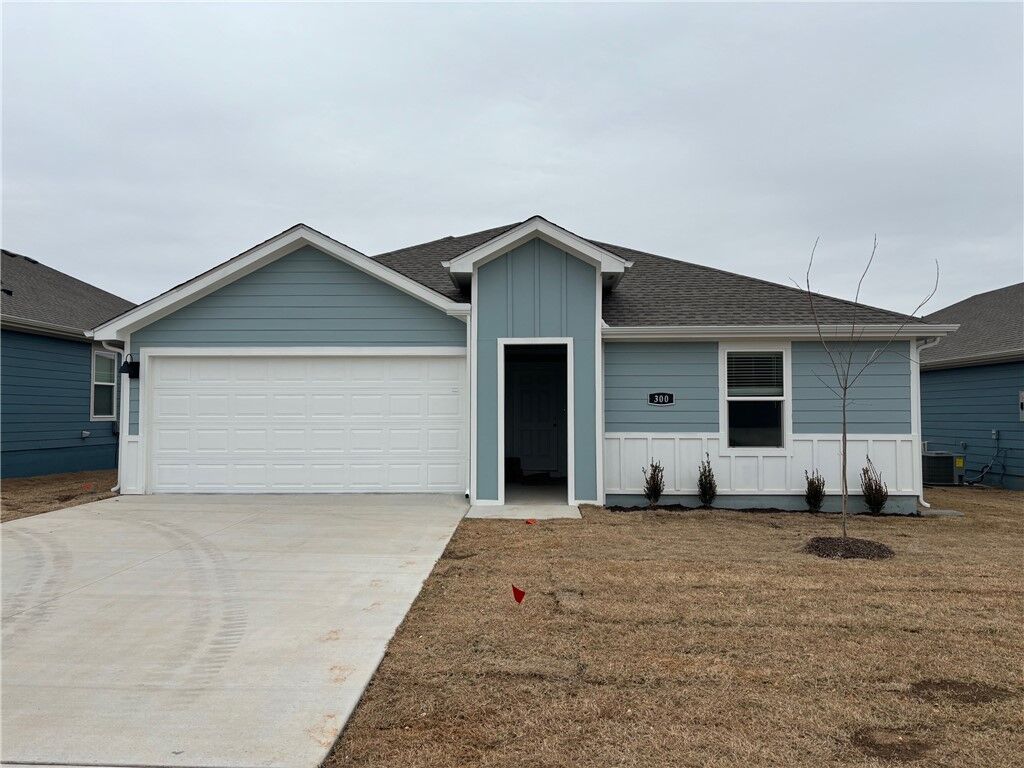 Property Photo: 1040 Rently Street AR 72753