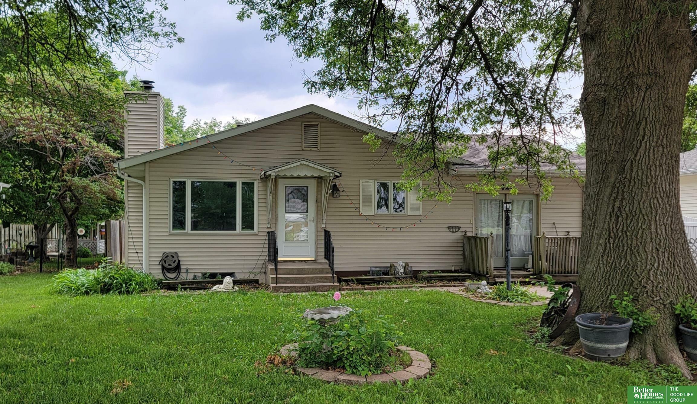 Property Photo: 420 N Ohio NE 68467