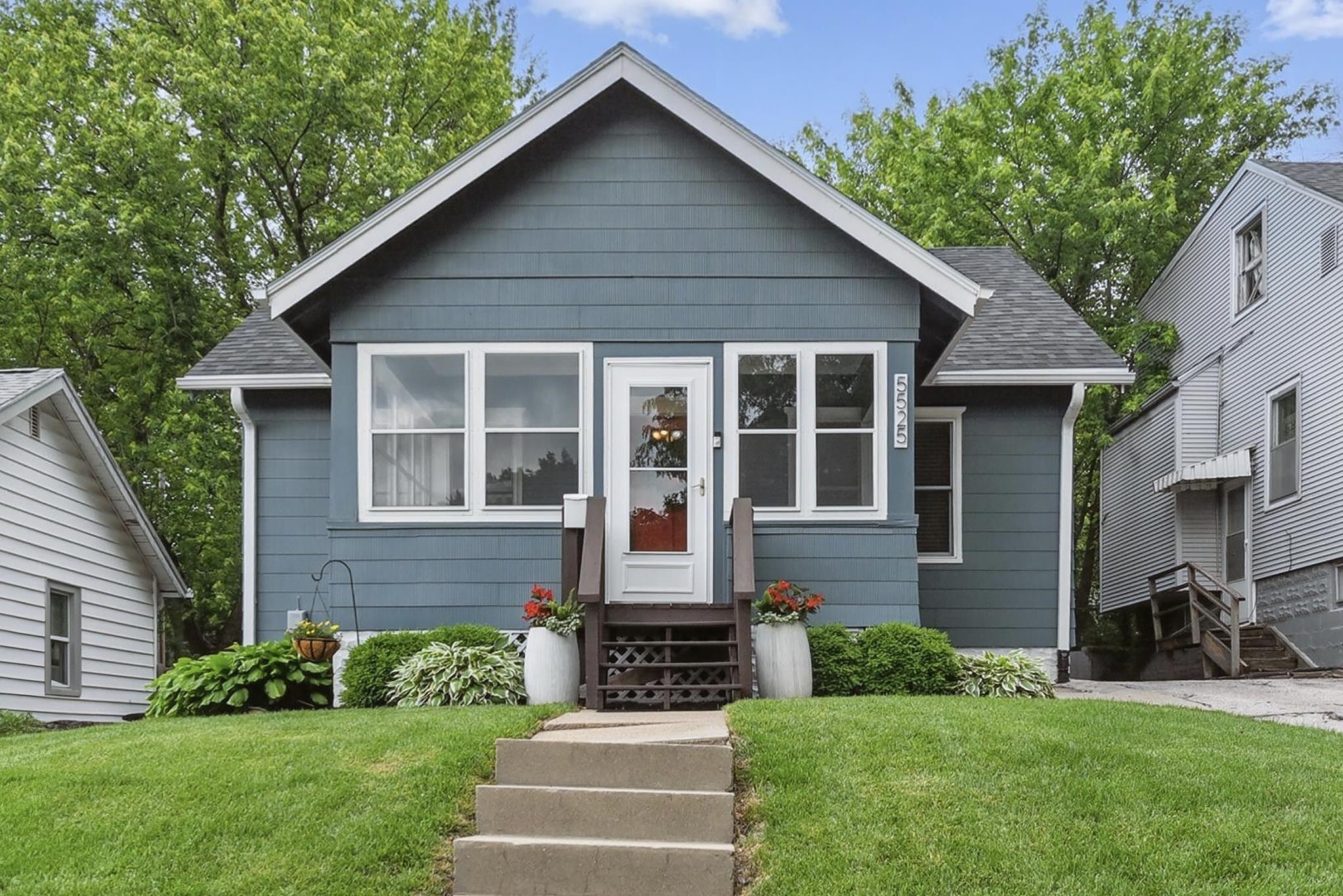 Property Photo: 5525 Pine Street NE 68106