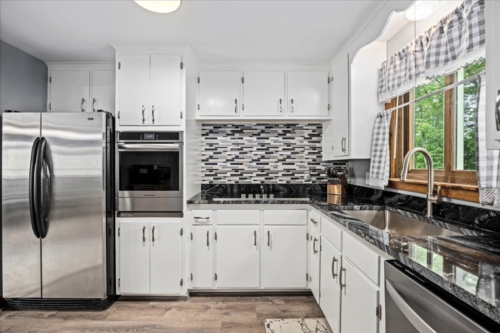 Property Photo:  9 Lillian Rd  MA 01720 