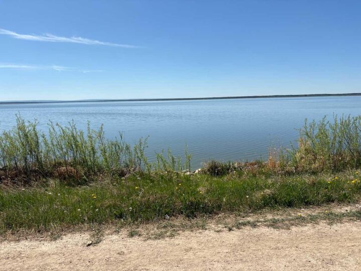 Property Photo: 800 Mistassiniy Road AB T0G 2K0