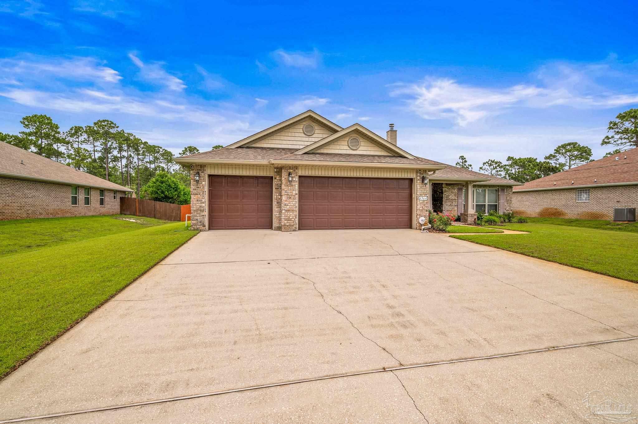 Property Photo: 6564 Redfield St FL 32566