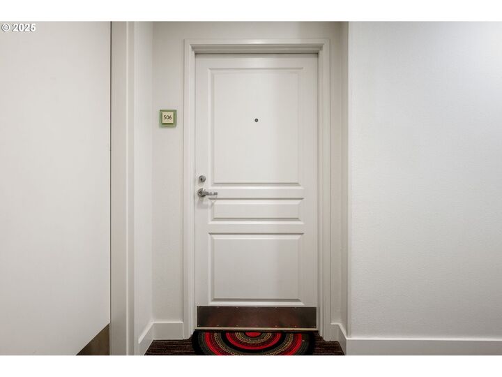 Property Photo: 1134 SW Jefferson St 506 OR 97201