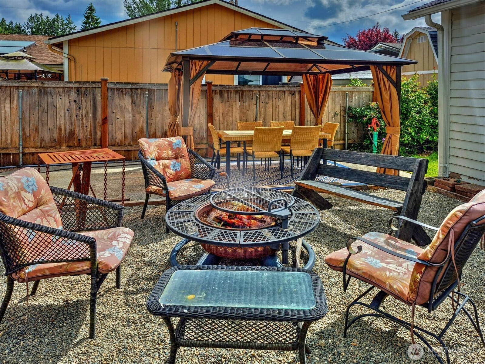 Property Photo:  931  Mill Avenue  WA 98290 