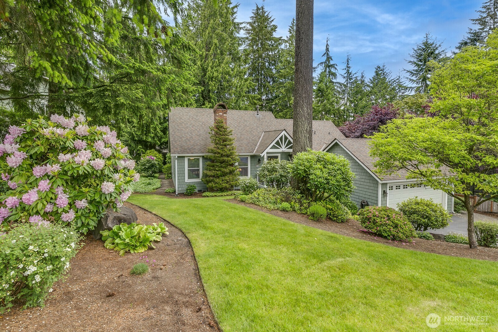 Property Photo: 3317 108th Street SE WA 98208