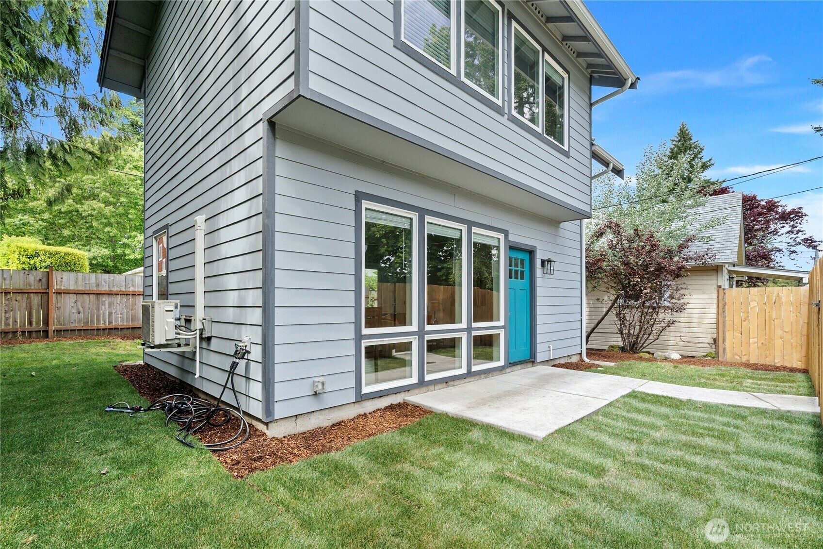 Property Photo:  2317  Washington Street SE  WA 98501 