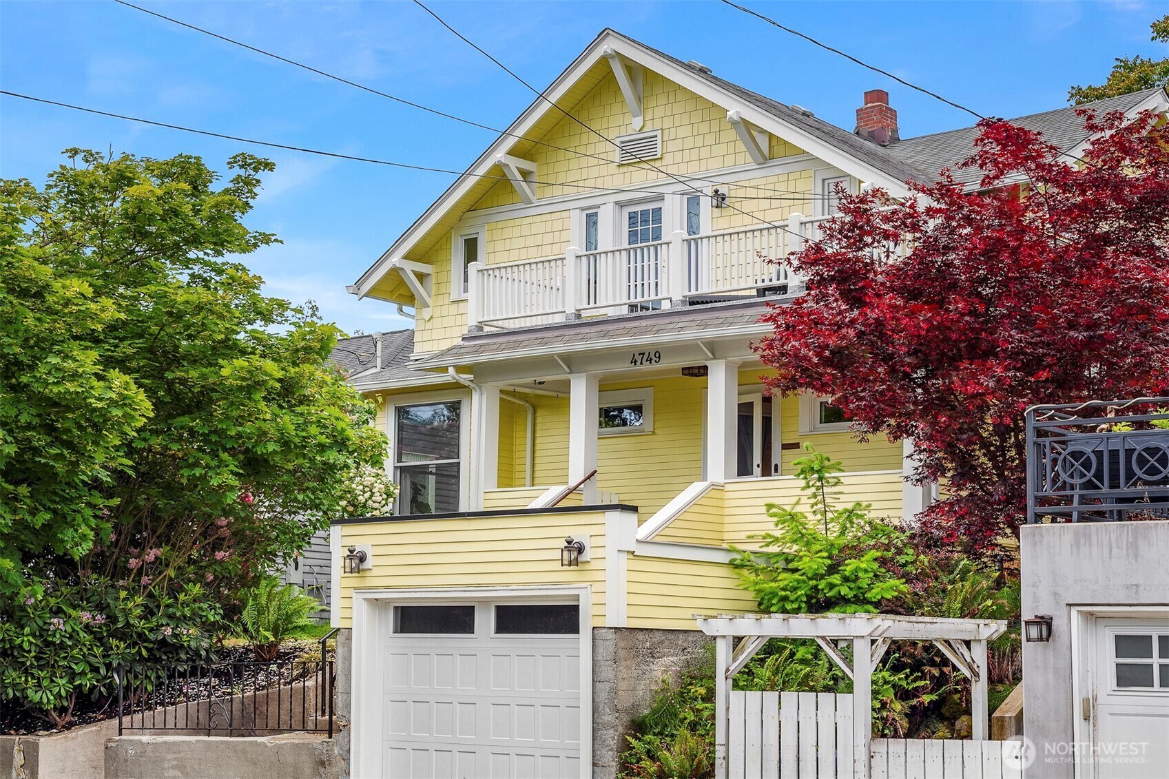 4749  Thackeray Place NE  Seattle WA 98105 photo