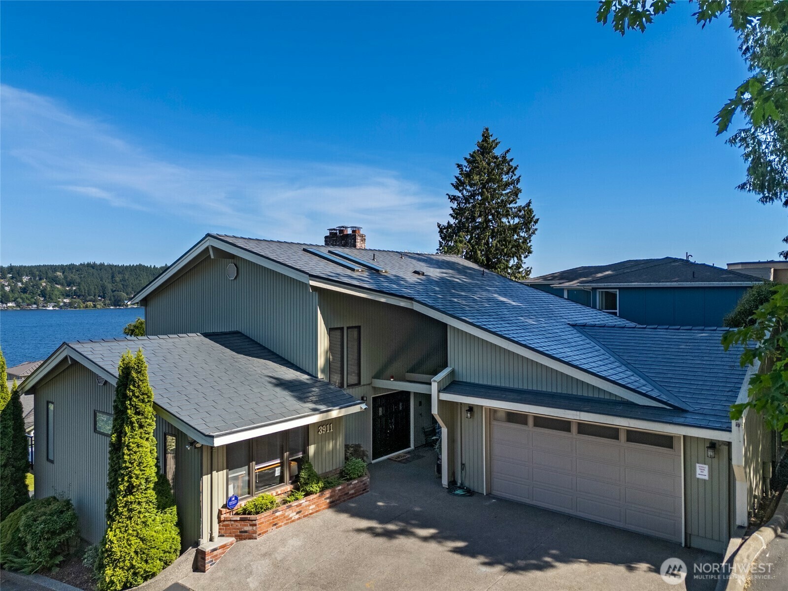 3911 NE 158th Lane  Lake Forest Park WA 98155 photo