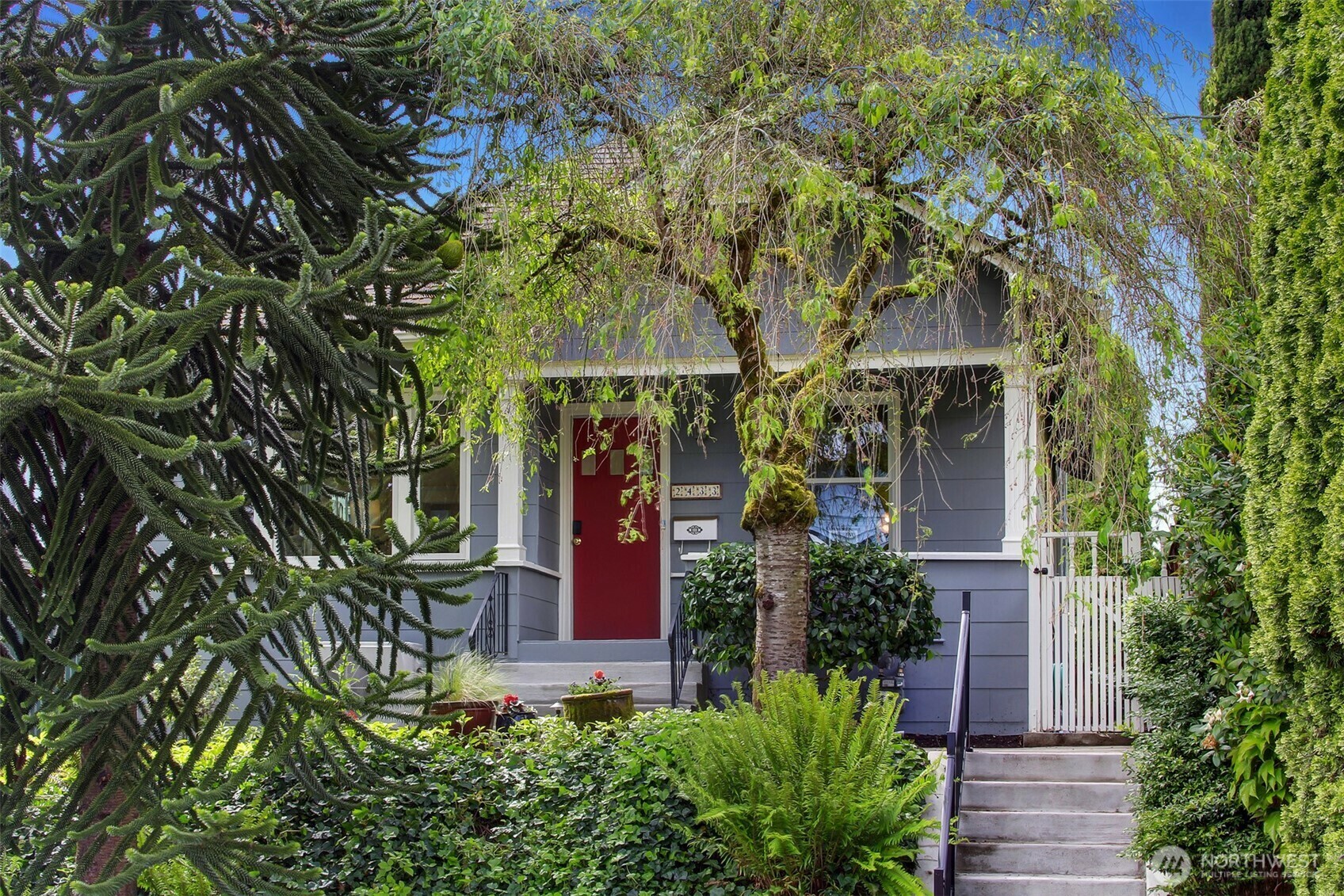 2433 E Valley Street  Seattle WA 98112 photo