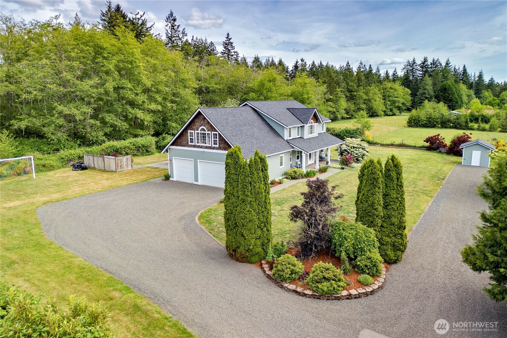 Property Photo: 3093 NE Lincoln Road WA 98370