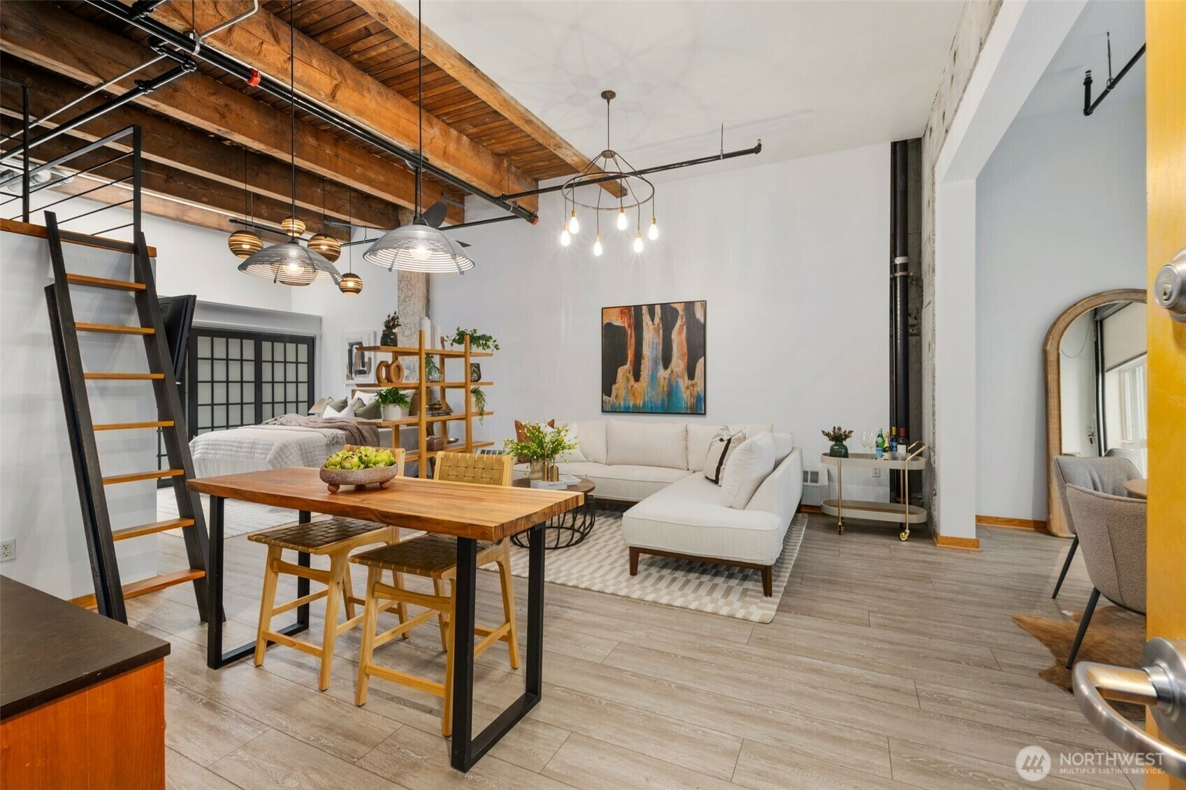 Property Photo: 1505 11th Avenue 310 WA 98122