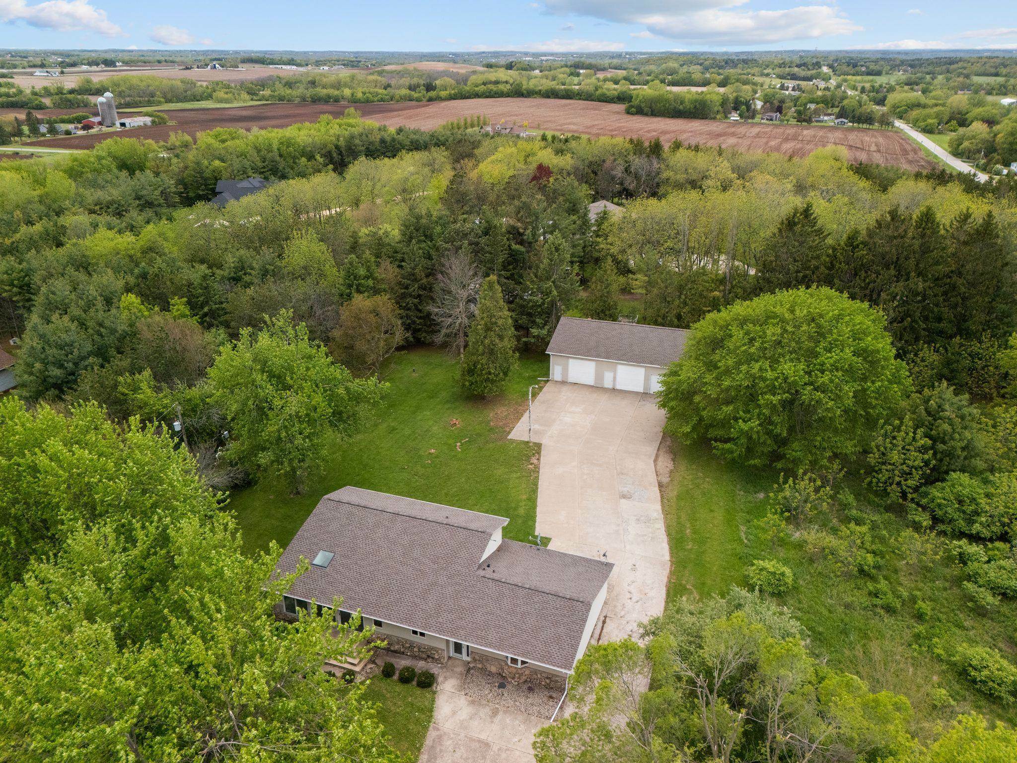 Property Photo:  N2873 Hillcrest Drive  WI 54944 