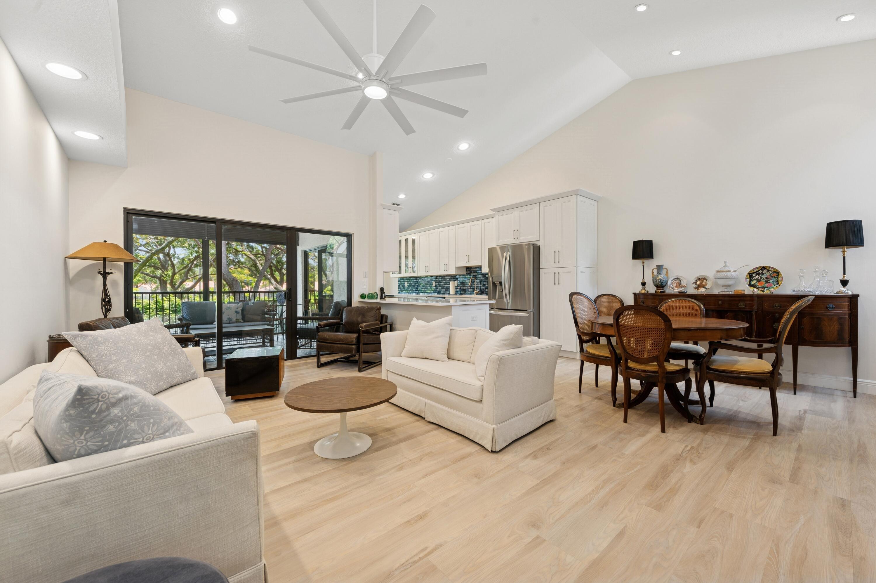 Property Photo: 17340 Boca Club 702 Boulevard 702 FL 33487
