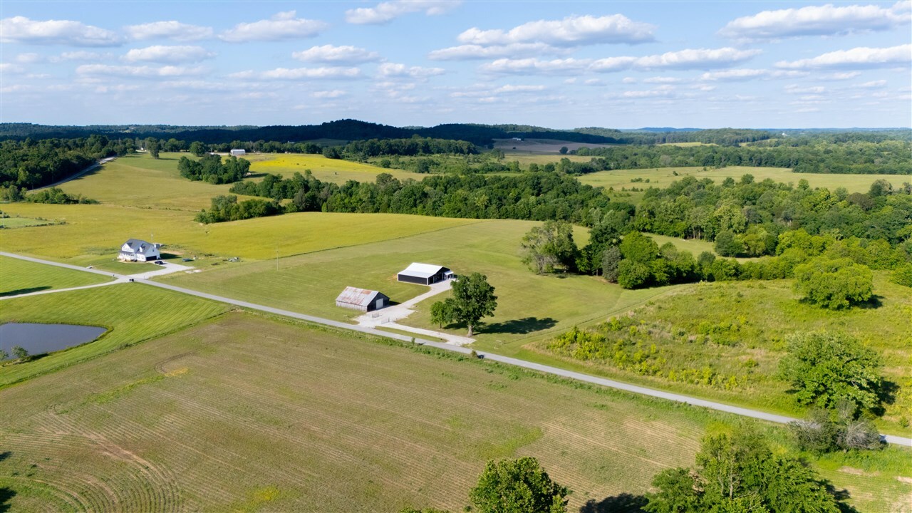 Property Photo: 452 Eden Road KY 42101