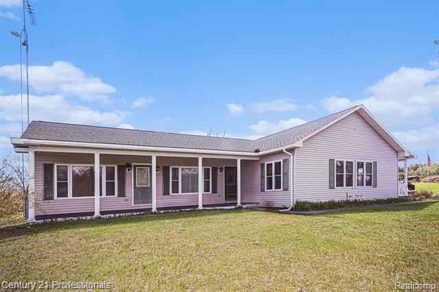 Property Photo: 4190 N Abbe Road MI 48619