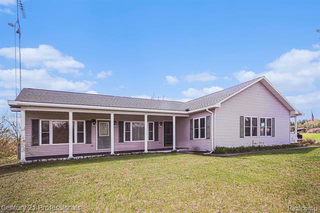 Property Photo: 4190 N Abbe Road MI 48619