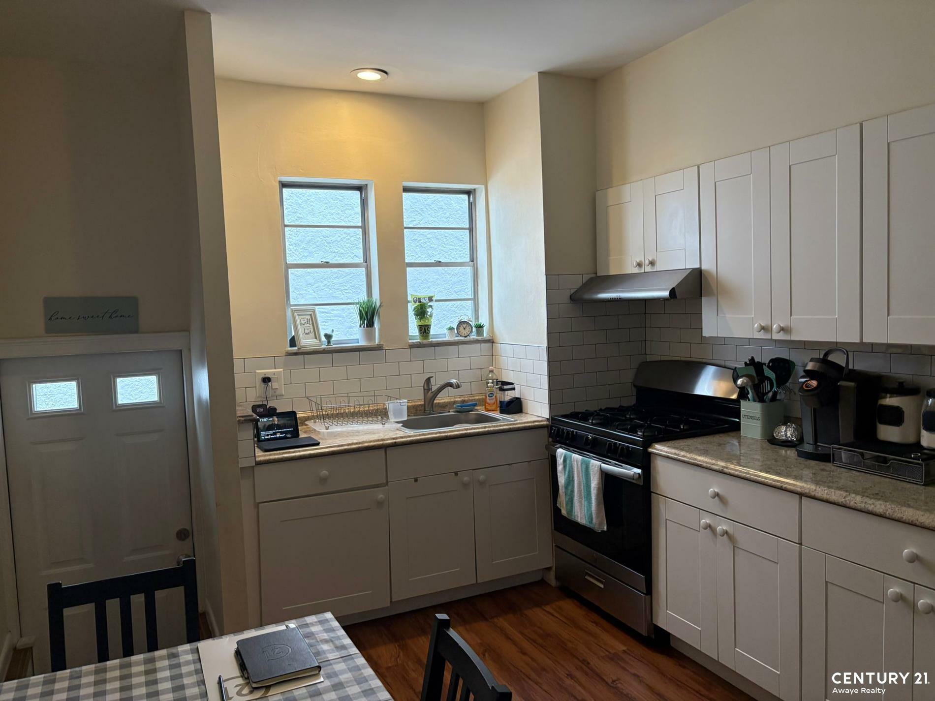 Property Photo: 2032 W 4th Street NY 11223