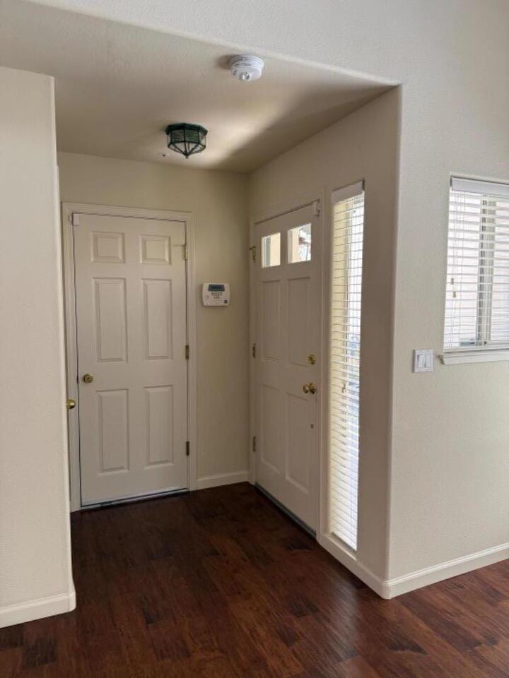 Property Photo: 949 Nantucket Boulevard 16 CA 93906